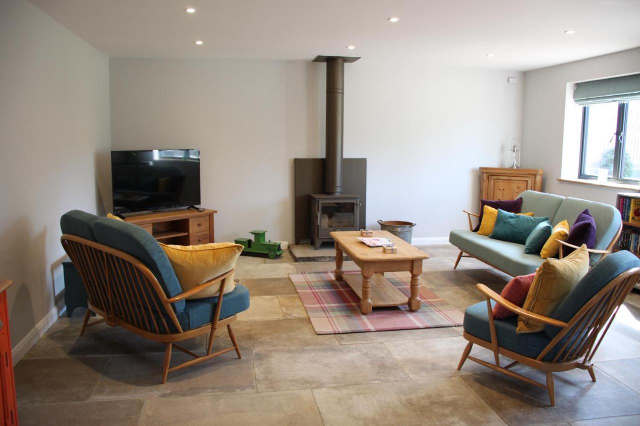 Wonderfully Spacious Luxury Holiday Cottage Billingshurst Eksteriør bilde